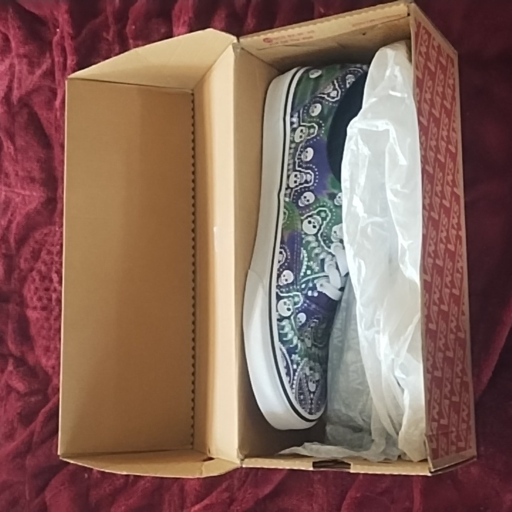 Vans - Picture 4 of 4